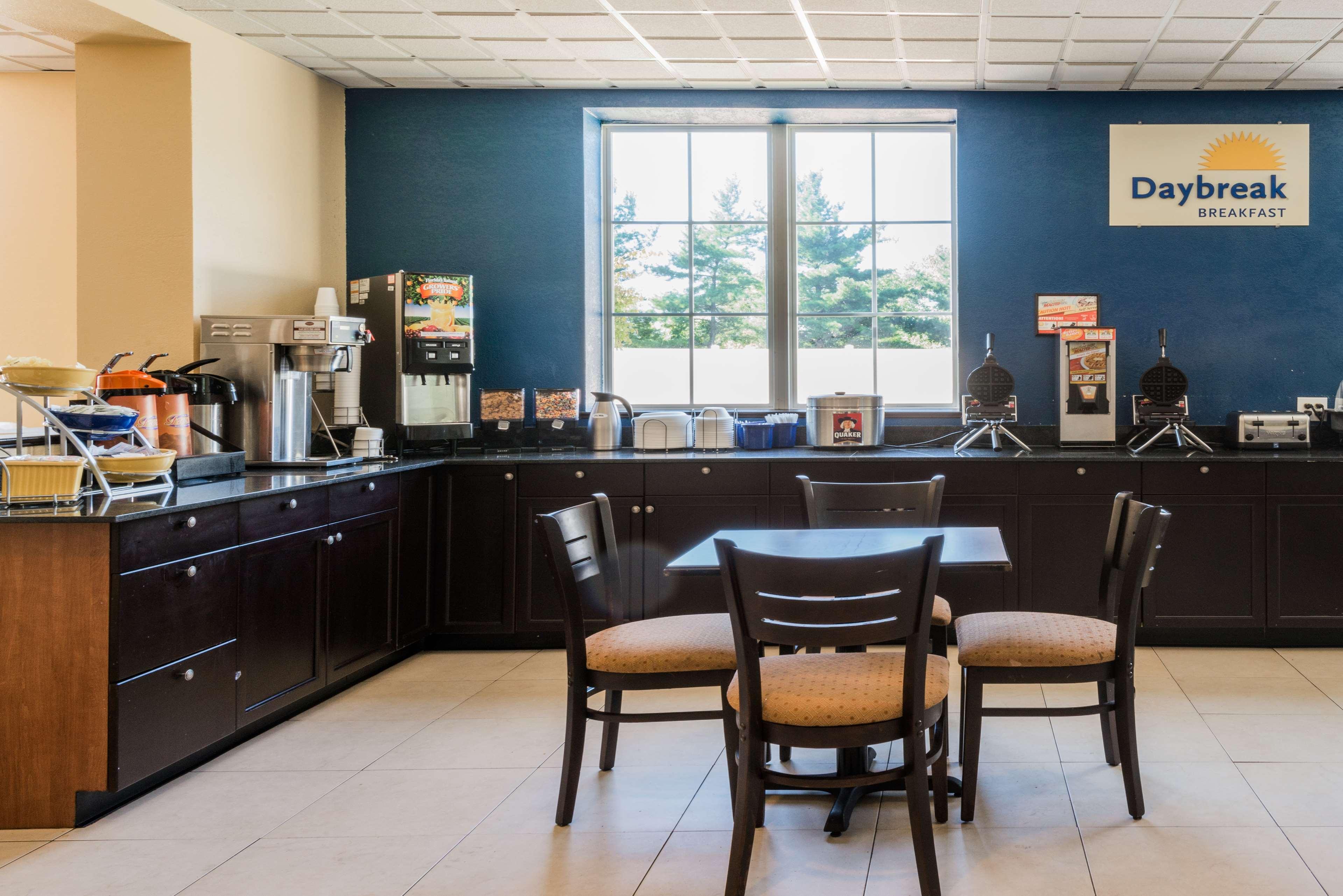 Comfort Inn & Suites Pottstown Eastern Gateway Екстериор снимка