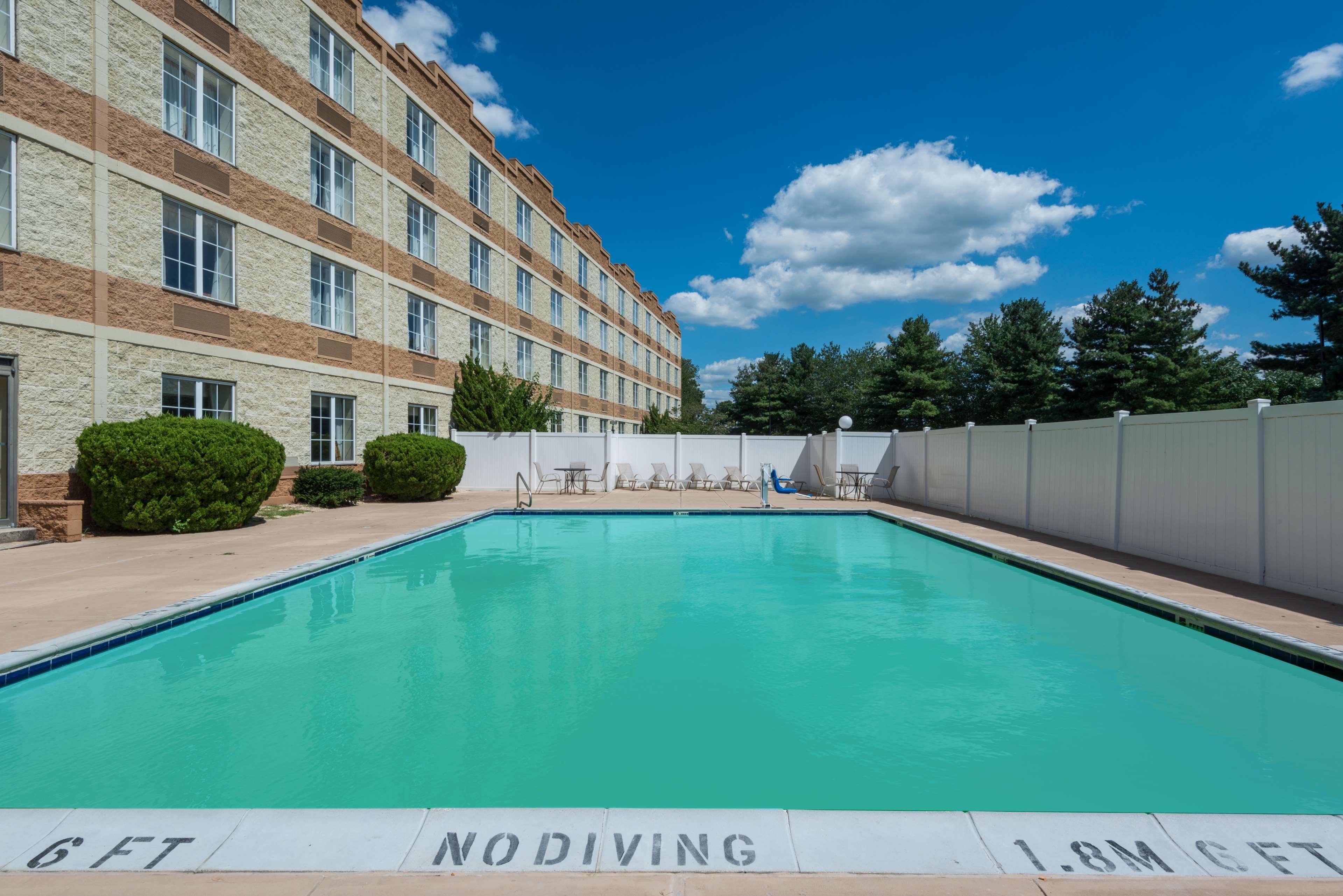 Comfort Inn & Suites Pottstown Eastern Gateway Екстериор снимка