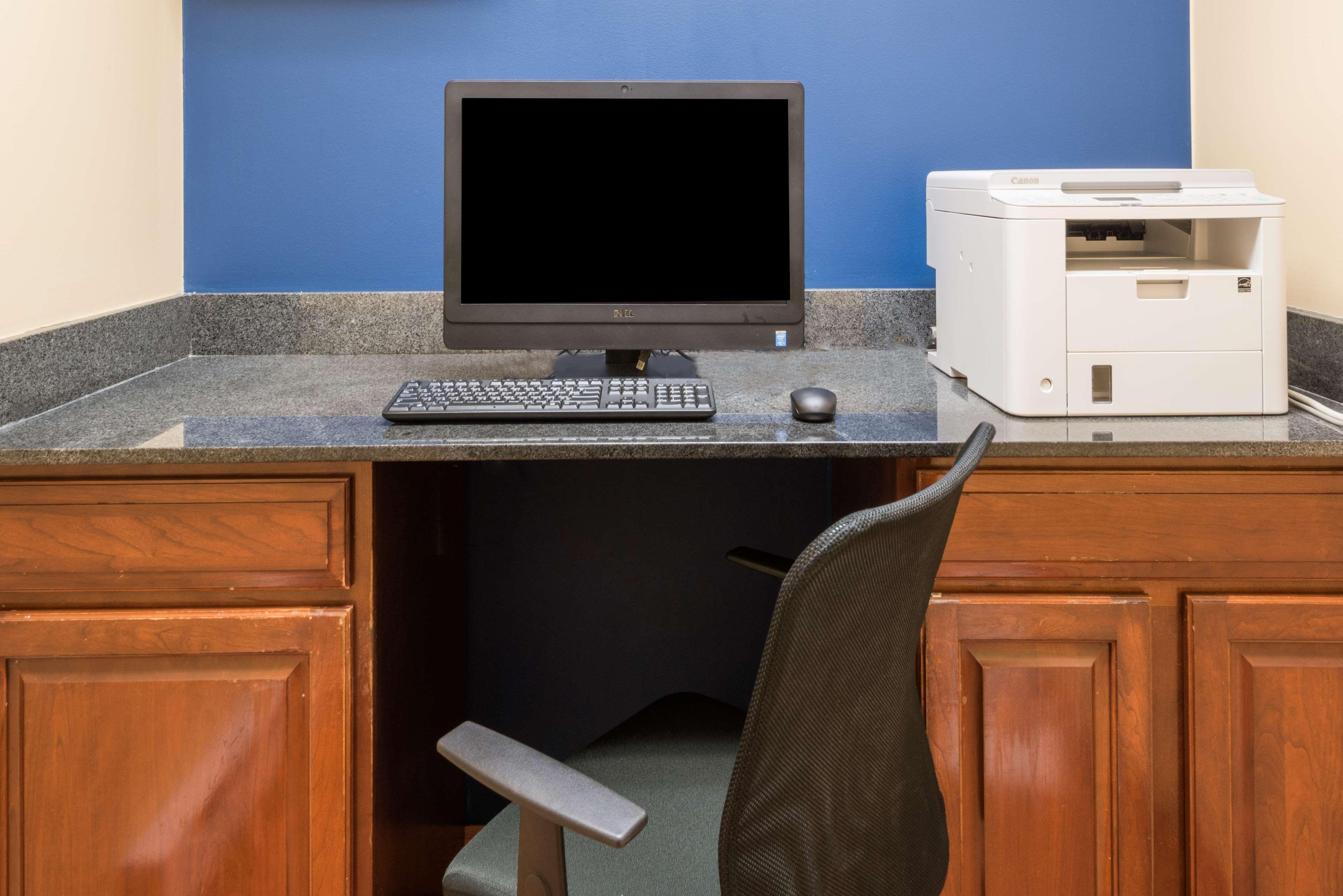 Comfort Inn & Suites Pottstown Eastern Gateway Екстериор снимка